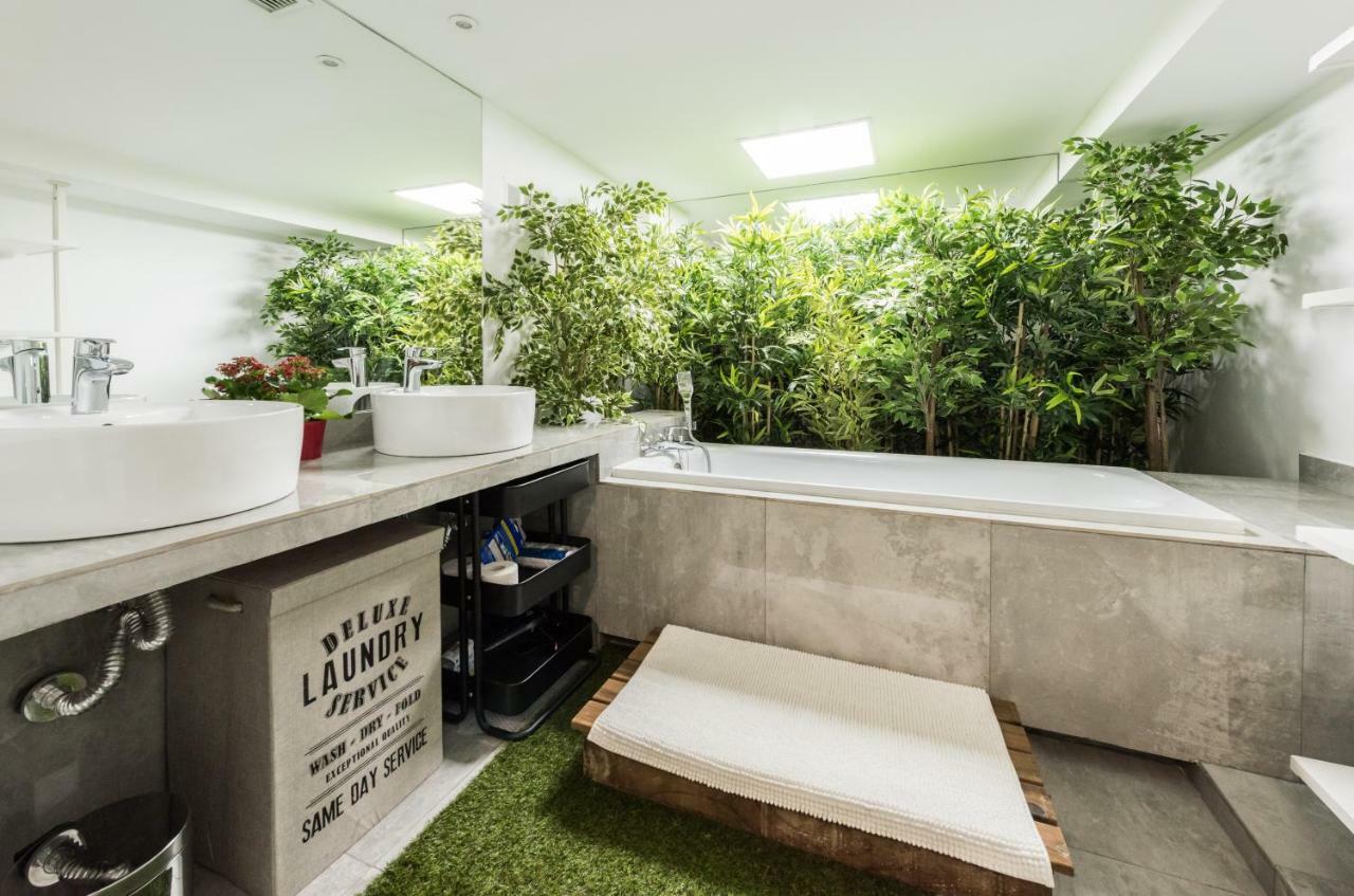 Art & Design Gran Via Apartment Madrid Exterior photo